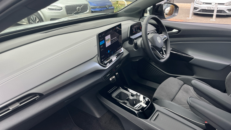 Volkswagen ID.4 210kW Black Edition Pro 77kWh 5dr Auto Electric Estate